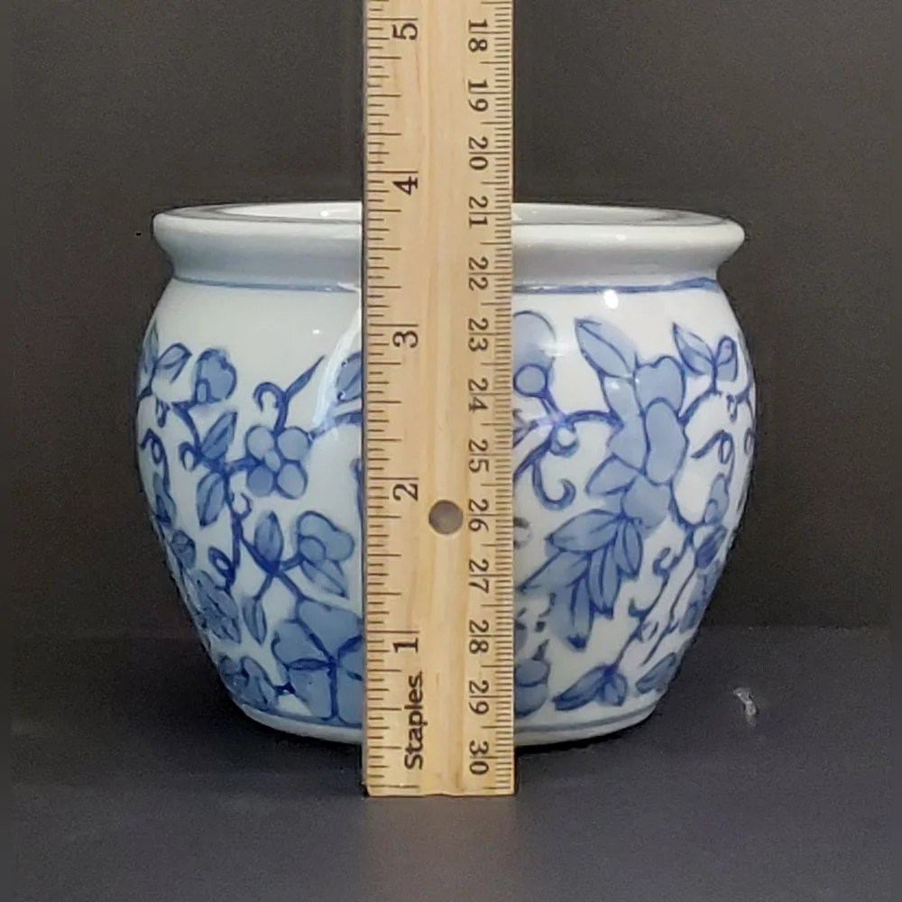 VINTAGE Chinese Ceramic Vase - Picture 5 of 8